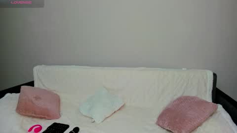 Snapshot of sacura_sacura chatting on October 7, 4:14 pm Sacura online show from October 7, 4:14 pm