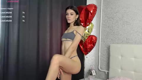 Snapshot of sacura_sacura chatting on March 5, 10:33 am Sacura online show from March 5, 10:33 am