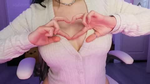 Snapshot of sadierenee96 chatting on October 16, 5:40 am Sadie Renee online show from October 16, 5:40 am
