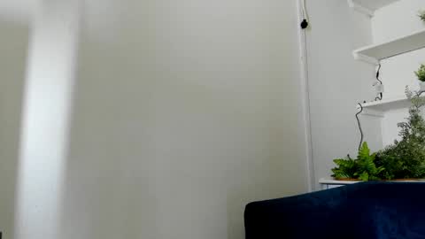 Cami online show from April 15, 6:55 pm