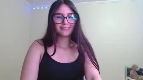 Sahaliefox  online show from September 27, 1:14 am