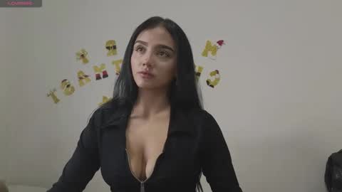 Sahara y Thiago online show from December 17, 12:12 pm