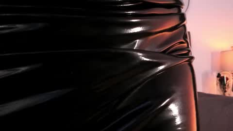 Sahara Garcia online show from November 19, 6:50 pm