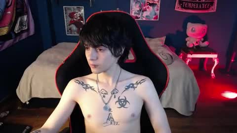 Snapshot of sai_l chatting on December 15, 4:51 am SAI online show from December 15, 4:51 am