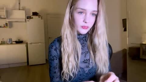 Sofia online show from November 19, 8:07 pm