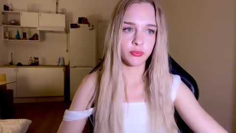 Sofia online show from October 11, 8:45 pm