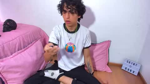 saint_dark online show from November 30, 3:52 pm