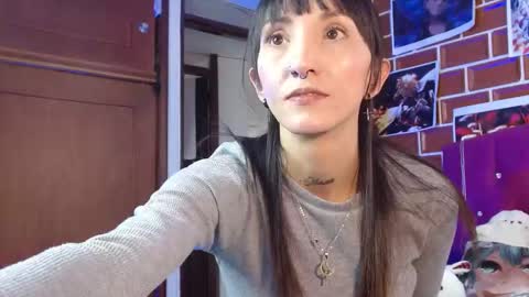 Sakura Skinny online show from March 7, 5:38 pm