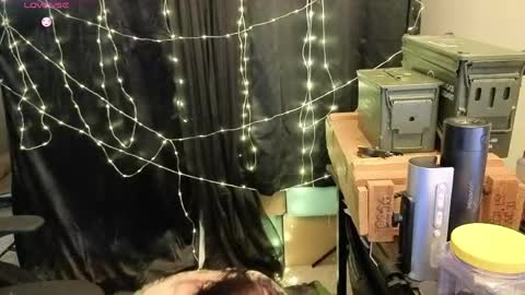 salacious_bunny online show from April 18, 9:37 pm