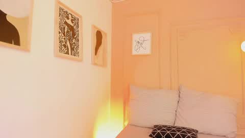 Salem online show from April 13, 11:36 am