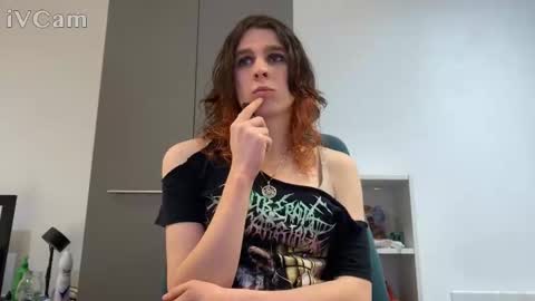 Sally Vae online show from March 28, 9:16 pm