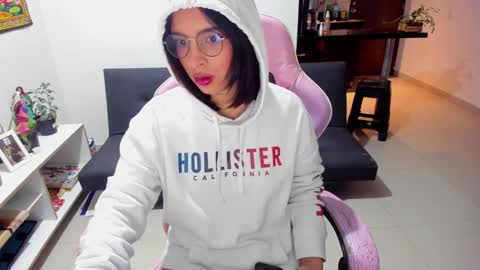 Snapshot of sallymaddoxx chatting on February 25, 4:35 am sallymaddoxx online show from February 25, 4:35 am