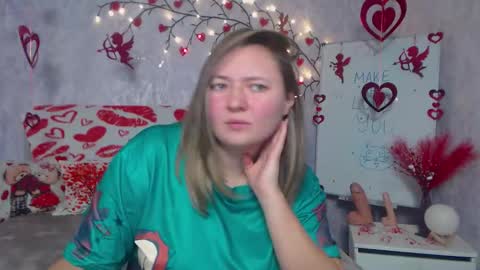 Sally online show from February 3, 6:56 pm