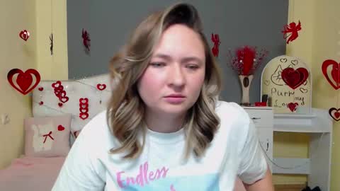 Sally online show from February 9, 6:54 pm