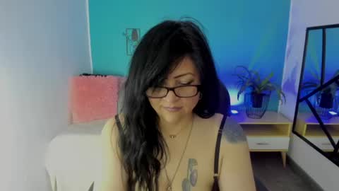 salma   online show from July 27, 9:45 pm
