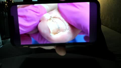 SalmaRoth online show from January 15, 11:40 pm