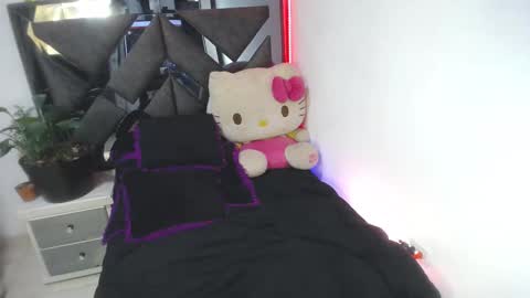 SALO HOT online show from February 18, 2:05 am