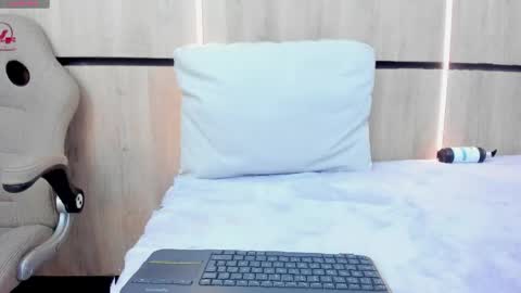  SALOME online show from April 8, 5:21 am