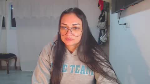 salome online show from January 17, 2:54 am