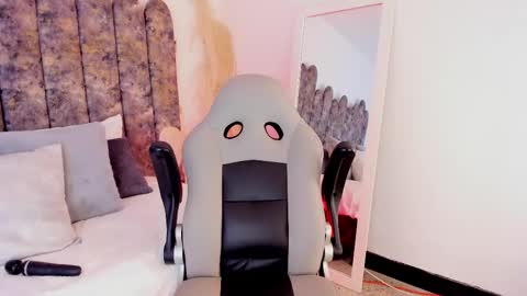 Salome online show from October 31, 12:11 am