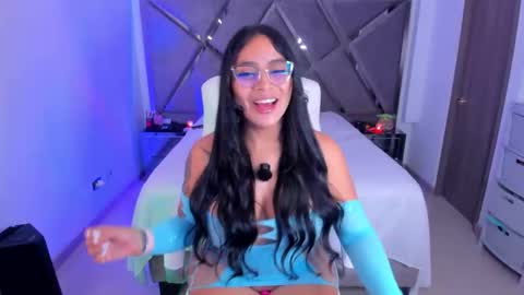 Salomme Cruz online show from March 31, 5:52 am