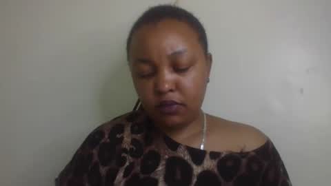 salty_surprise_ online show from February 19, 12:46 am