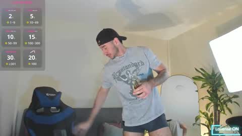 Salvatore online show from October 31, 3:07 am