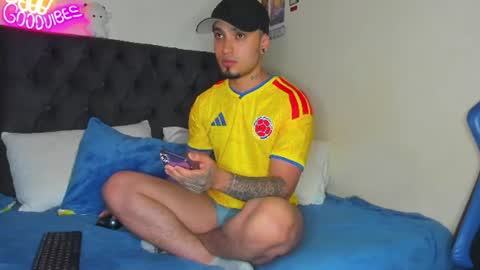  online show from July 3, 11:20 pm