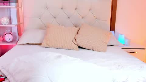 Samm  online show from March 28, 6:26 am