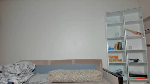 BACK IN 2 WEEKS online show from February 2, 10:06 pm