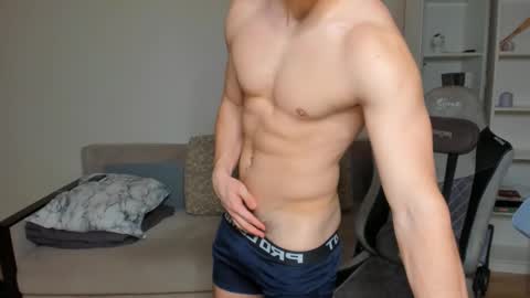 BACK IN 2 WEEKS online show from March 6, 2:19 am