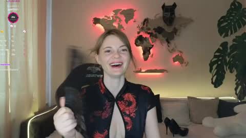 sam_klaus online show from April 2, 11:28 am