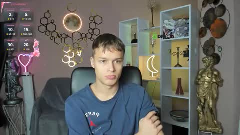 Snapshot of sam_nexor chatting on October 17, 5:55 am Sam online show from October 17, 5:55 am