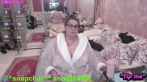 Marry online show from December 25, 6:30 pm