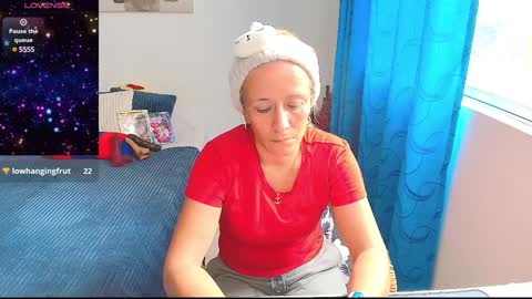 Samanta Stone online show from February 5, 6:59 pm