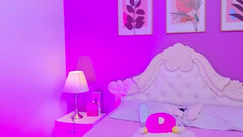 samantakane online show from February 4, 6:50 am