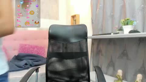    online show from December 19, 11:06 am