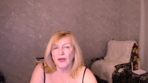 Samantha online show from February 4, 9:51 pm