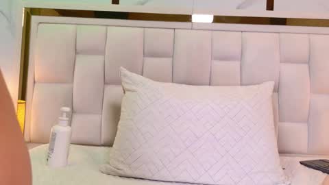 samanthaa_sm online show from December 18, 12:11 pm