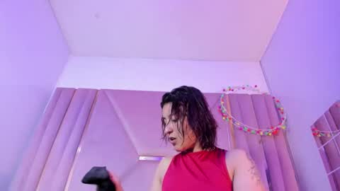 Samantha online show from May 4, 8:48 pm