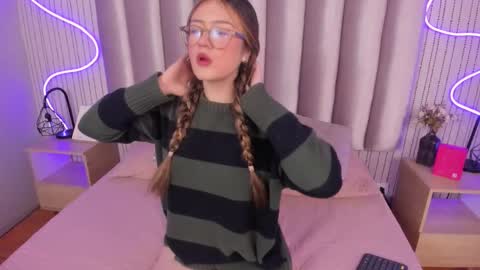 Alejandra  online show from December 2, 1:42 pm