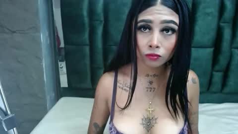 samantharodriguezcl202 online show from April 2, 9:00 pm