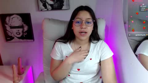 Samantha online show from November 28, 3:52 pm