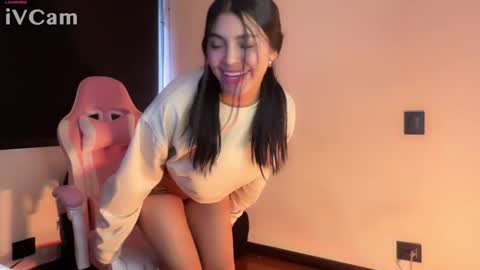 Sammy  online show from February 1, 7:02 pm