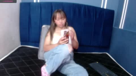 Snapshot of samara_purple chatting on January 10, 12:47 pm Dafne online show from January 10, 12:47 pm