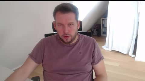 TopBoy online show from November 12, 8:05 am