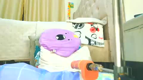 samary thomas online show from September 13, 2:47 am