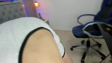 Sam online show from May 11, 2:56 pm