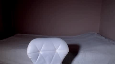 Sam Demia online show from December 15, 2:40 am