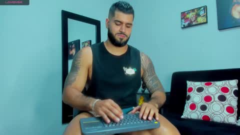 samir_hazard online show from March 4, 1:55 am